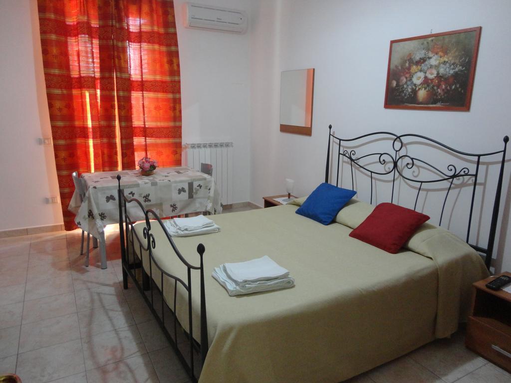 B&B Villa Teresa Lecce Exterior foto
