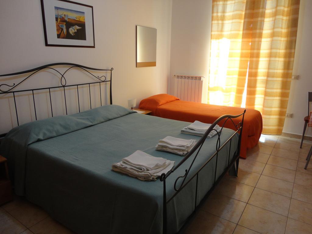 B&B Villa Teresa Lecce Exterior foto