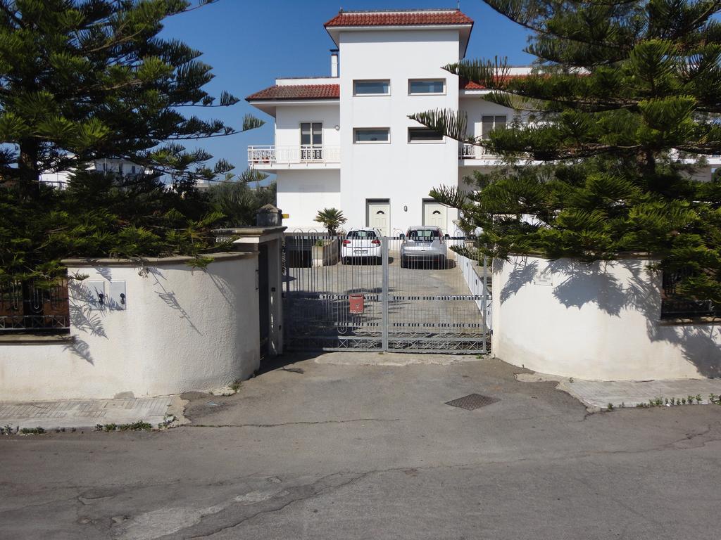 B&B Villa Teresa Lecce Exterior foto